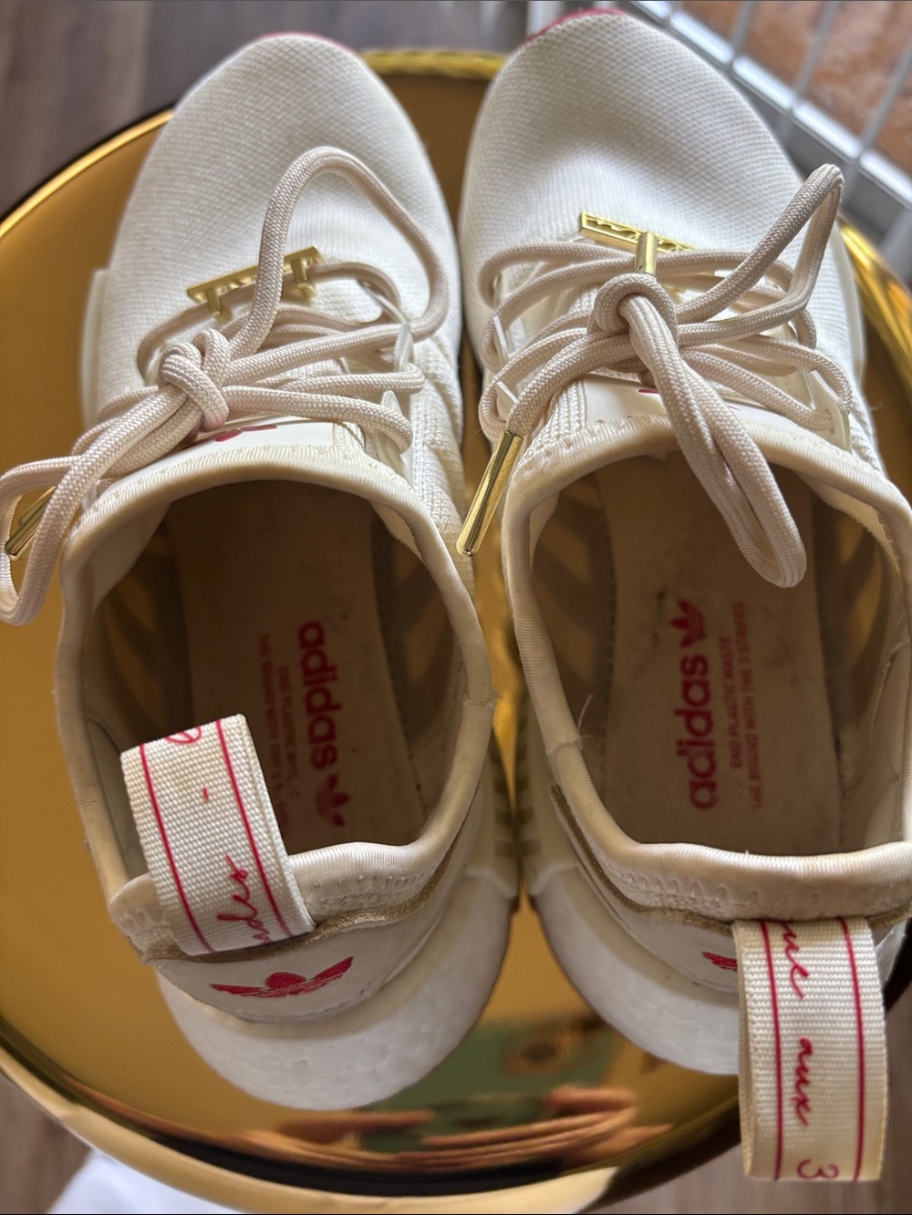 Adidas Valentine’s ❤️ Cream and Red NMD_R1 Sneakers - Picture 7 of 15